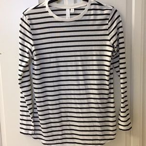 Long sleeve stripe knit top